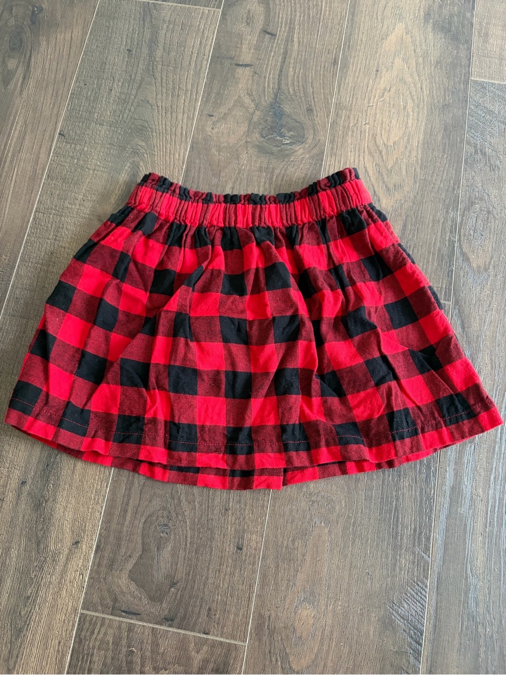 Gap Red and Black Buffalo Plaid Skirt - Elastic Waist